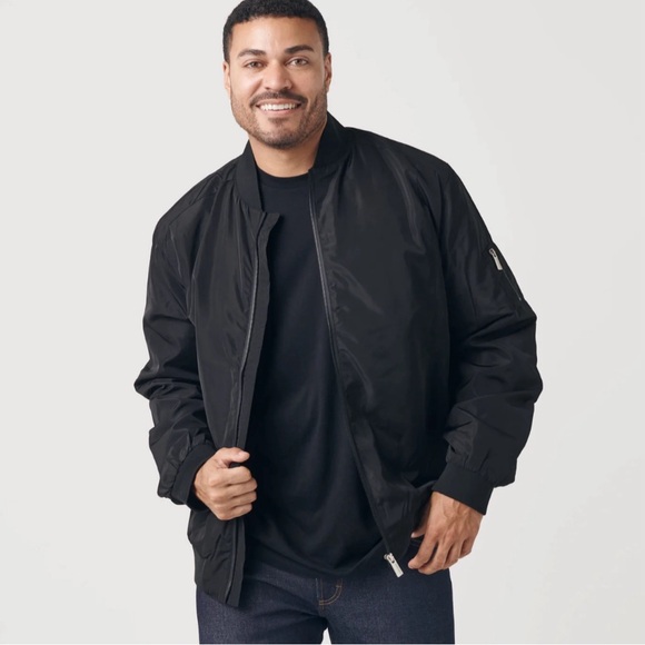 Stylish Black Bomber Jacket for Men - Picture 1 of 10